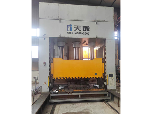 四柱液压机1250T
